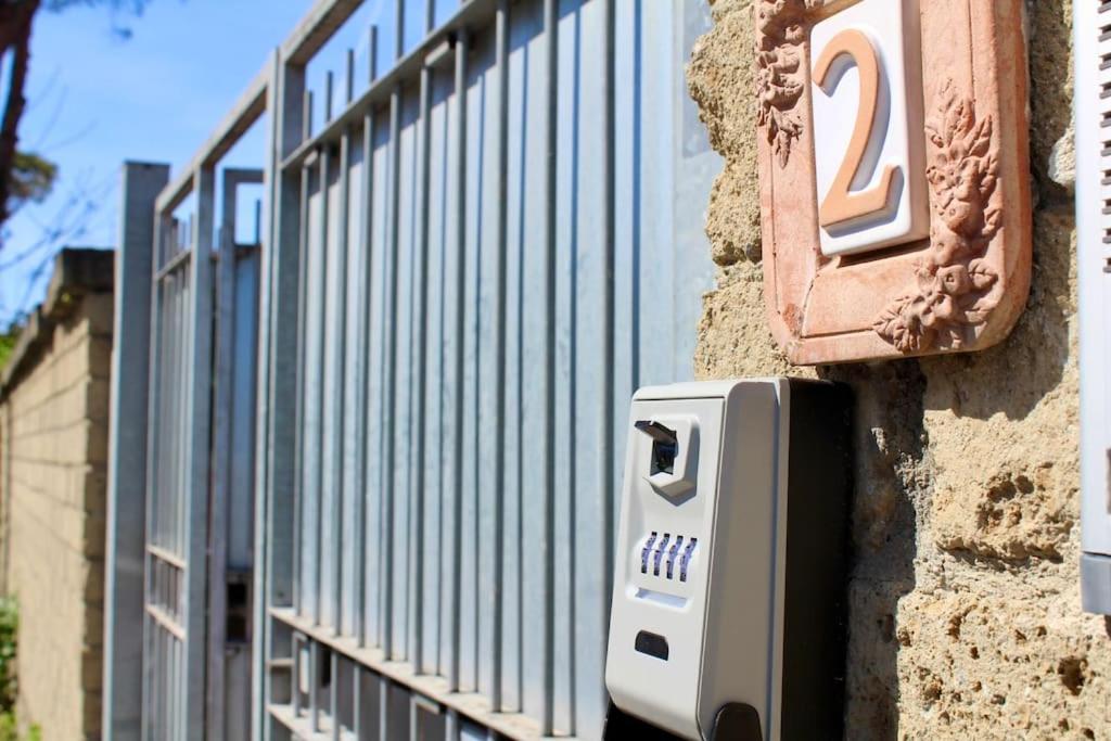 The Garden House Fco, Self Check In And Free Private Parking Apartment Fiumicino Exterior photo