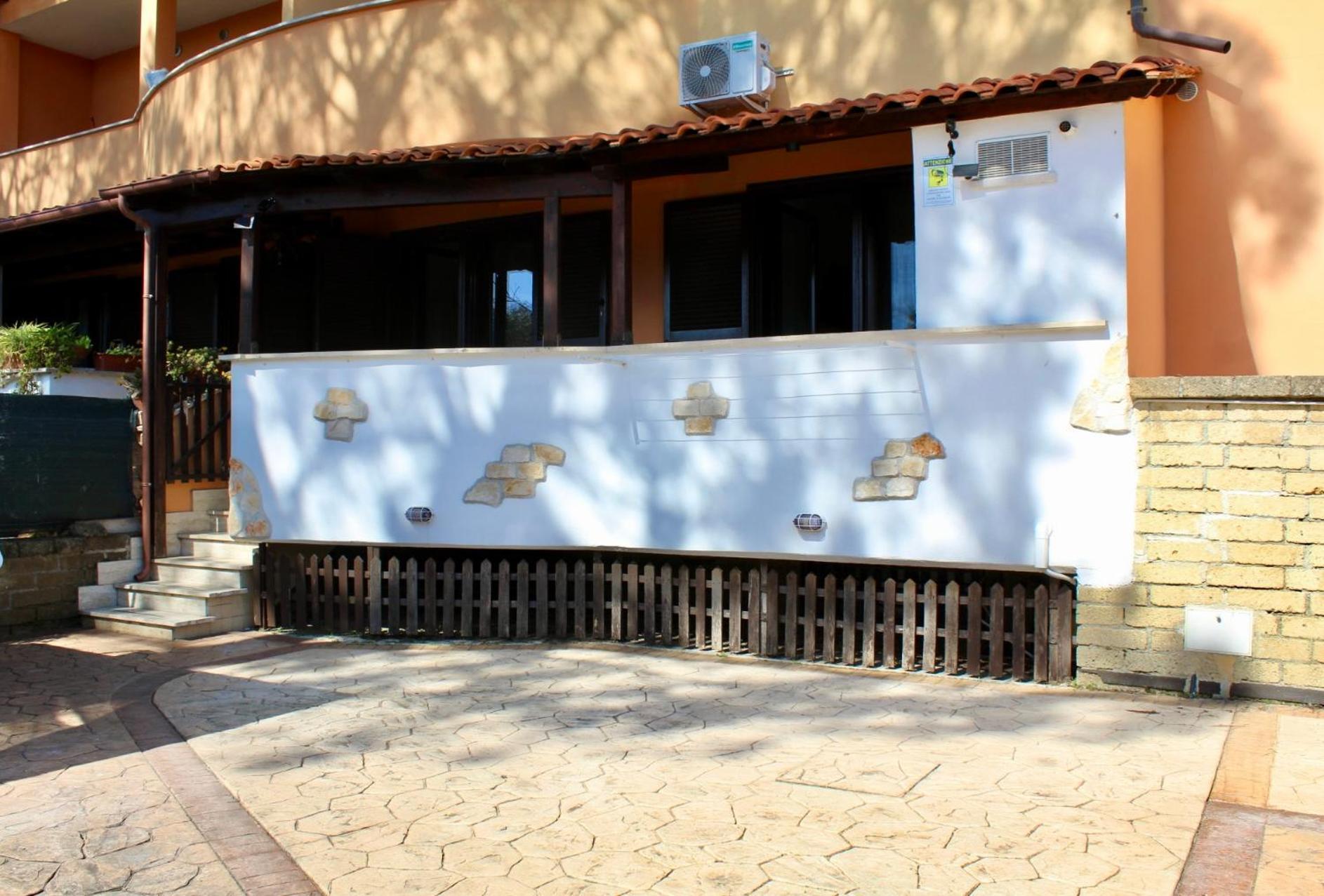 The Garden House Fco, Self Check In And Free Private Parking Apartment Fiumicino Exterior photo